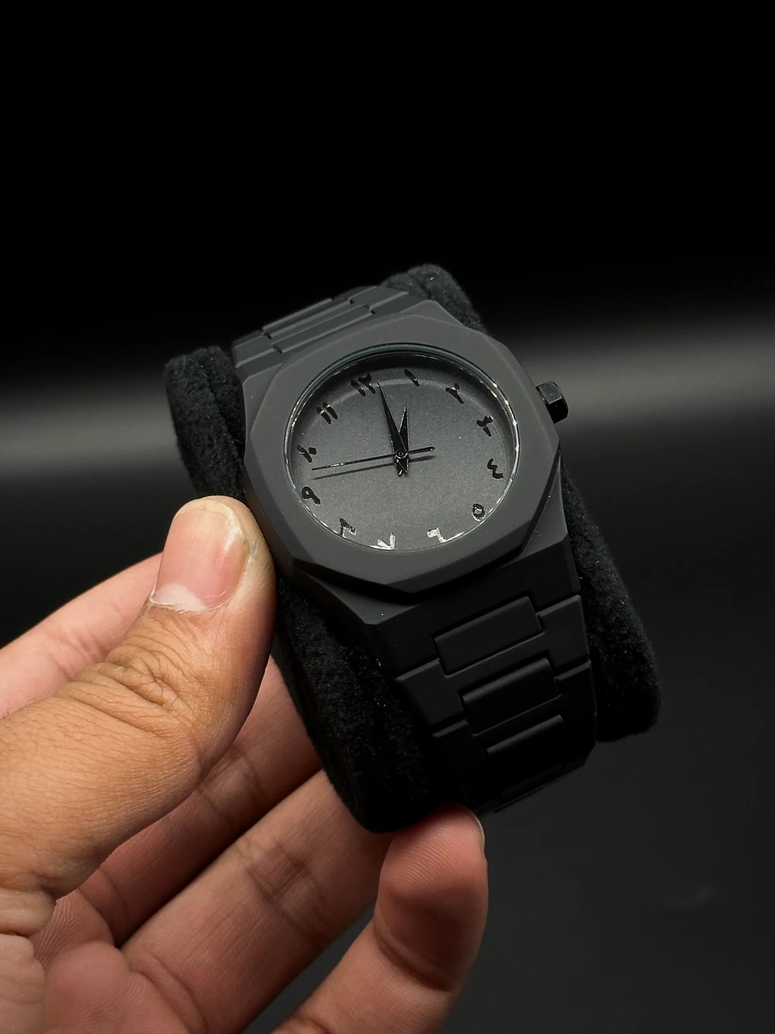 Arabic-Aura Watch